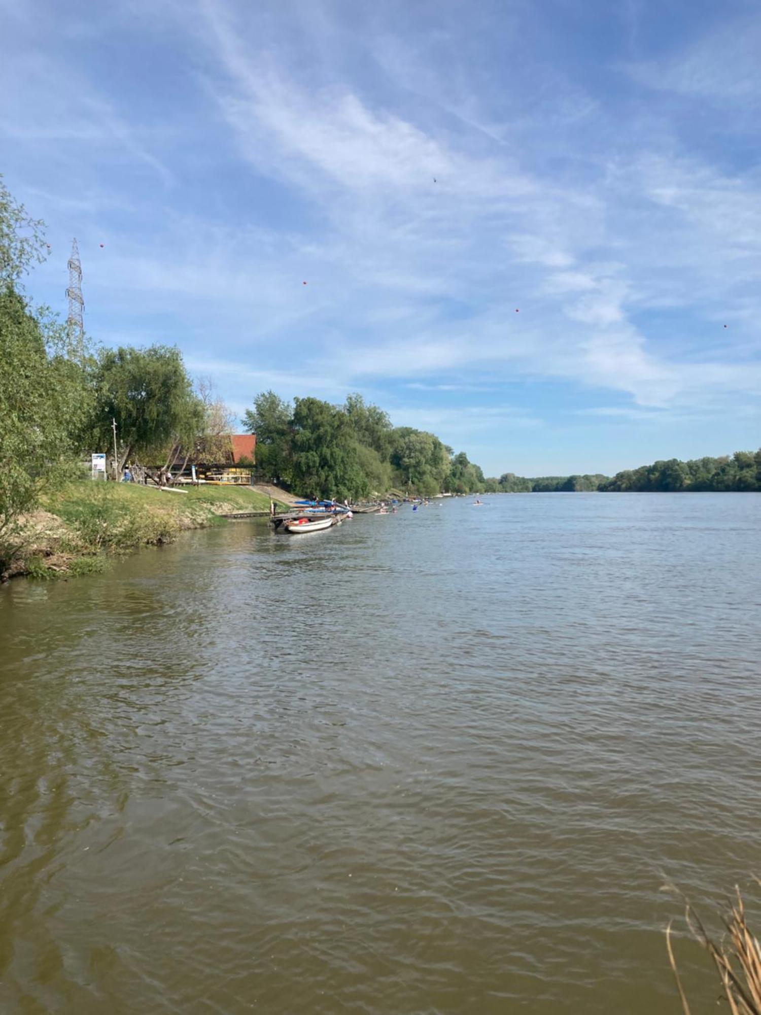 Appartamento Tavaszpart Vendeghaz Szeged Esterno foto