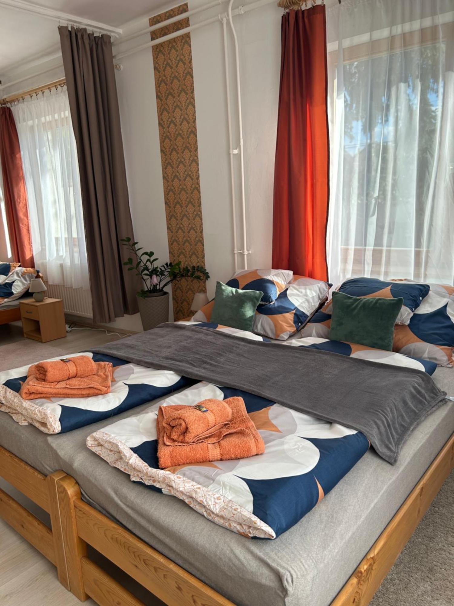 Appartamento Tavaszpart Vendeghaz Szeged Esterno foto