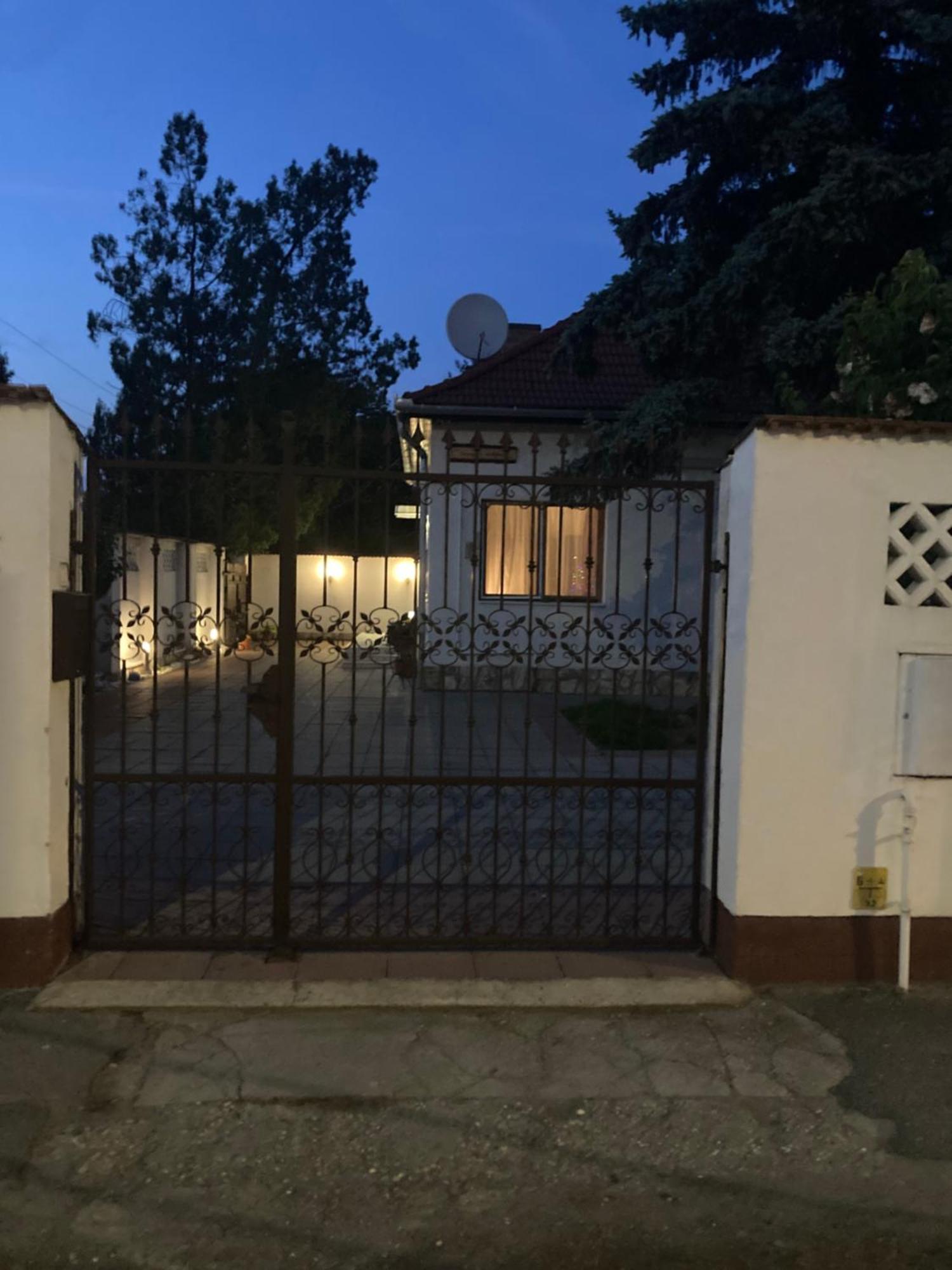Appartamento Tavaszpart Vendeghaz Szeged Esterno foto