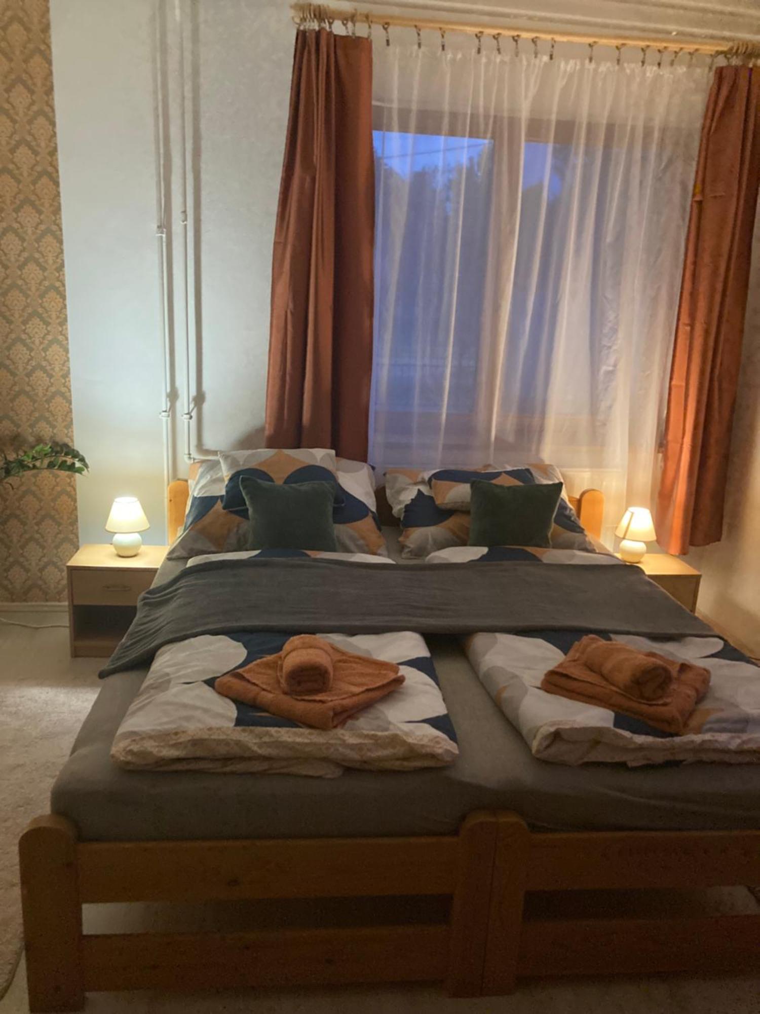 Appartamento Tavaszpart Vendeghaz Szeged Esterno foto
