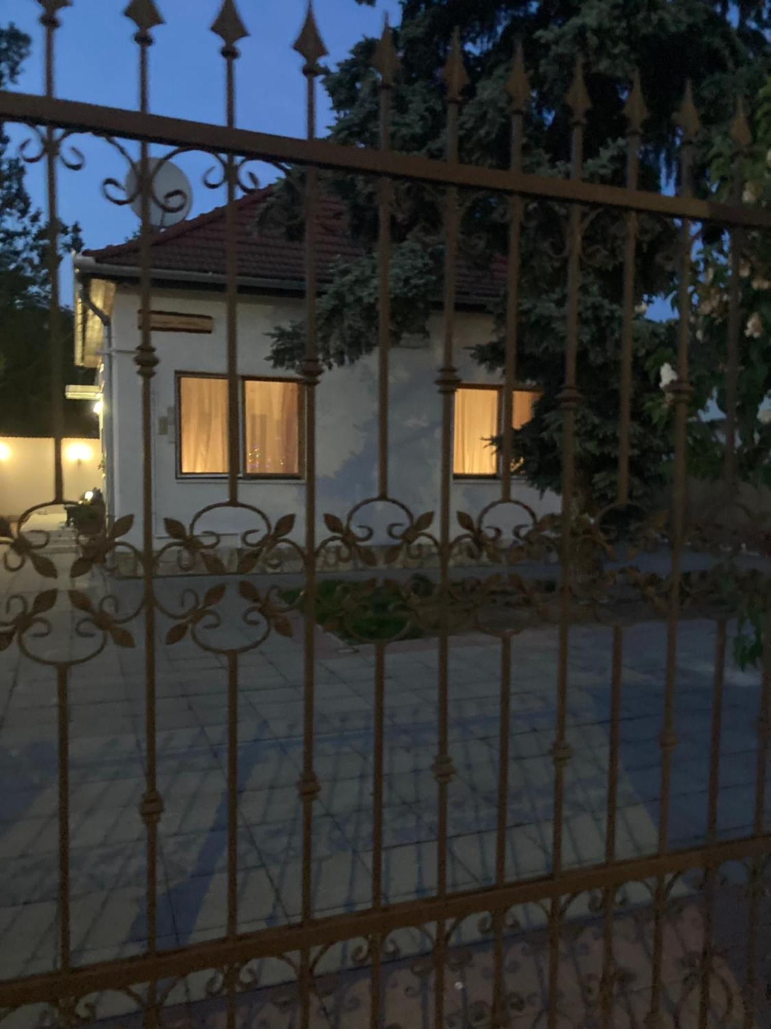Appartamento Tavaszpart Vendeghaz Szeged Esterno foto