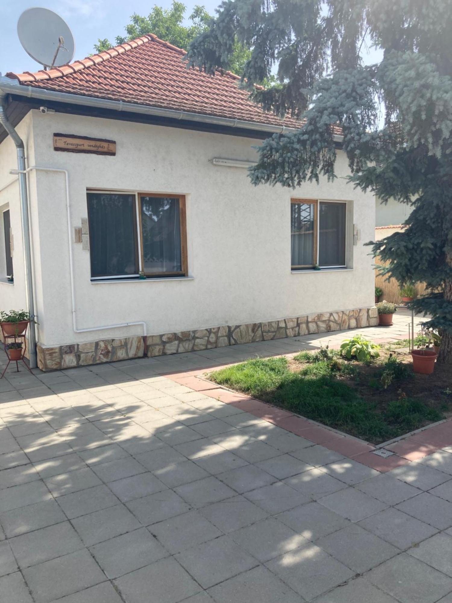 Appartamento Tavaszpart Vendeghaz Szeged Esterno foto