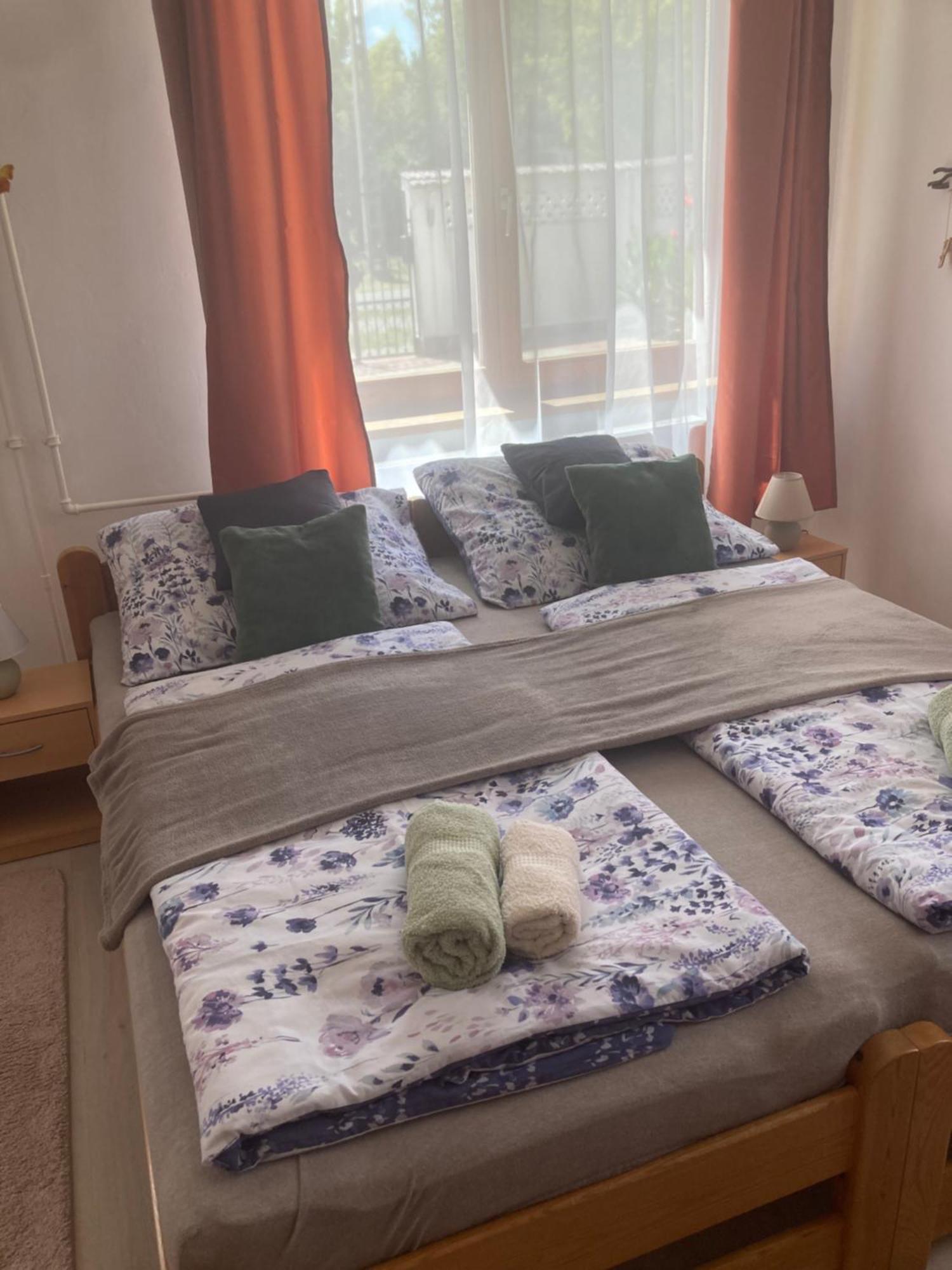 Appartamento Tavaszpart Vendeghaz Szeged Esterno foto